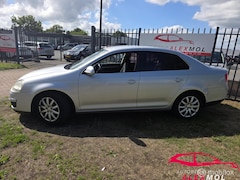 Volkswagen Jetta - 1.4 TSI Trendline
