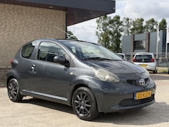 Toyota Aygo - 1.0-12V