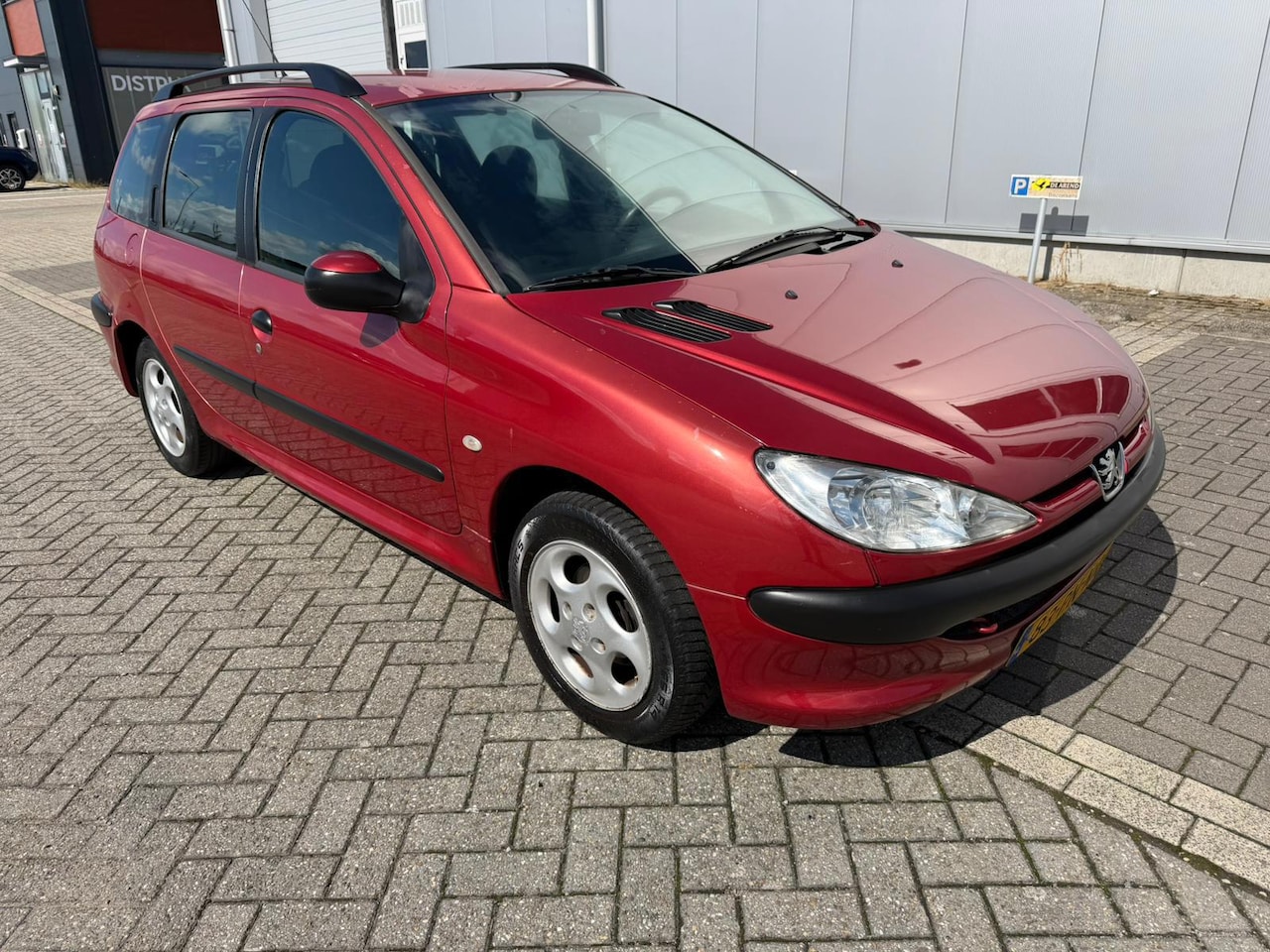Peugeot 206 SW - 1.4 Pop' Art 1.4 Pop' Art - AutoWereld.nl