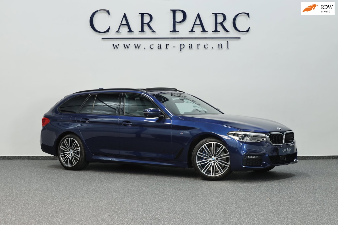 BMW 5-serie Touring - 540i xDrive M-Sport LED/VIRTUAL/SFEER/PANO/LEER+S.VERWARMING+MEMORY/19" LMV/360/ACC/ECC/12 - AutoWereld.nl