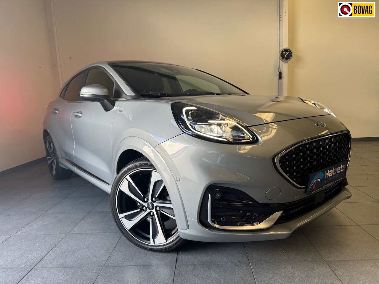 Ford Puma - ST-Line X Vignale Automaat/Pano/Leder/keyless/winterpack/Full options! - AutoWereld.nl