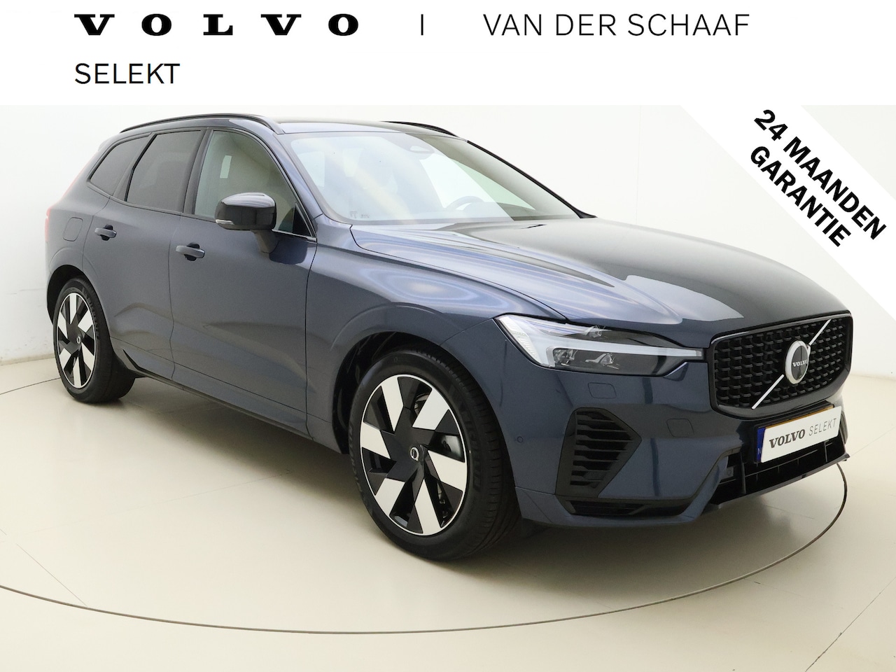 Volvo XC60 - T6 AWD 350pk Plus Dark / Luchtvering / Geventileerde stoelen / Amber interieur / Panorama - AutoWereld.nl