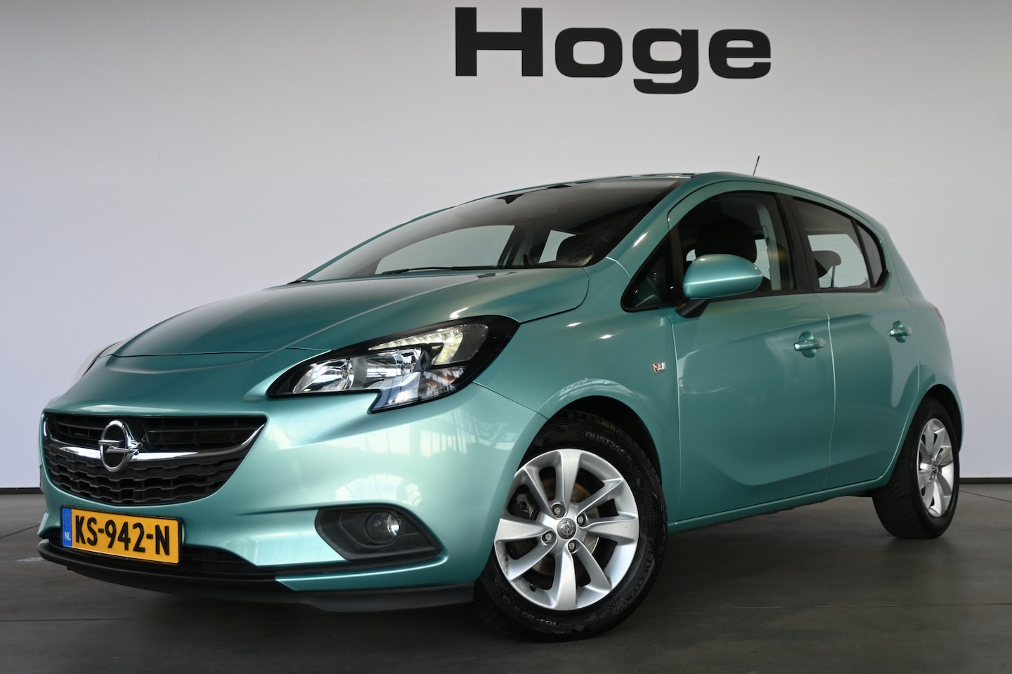Opel Corsa - 1.4 Edition Airco Cruise control Lichtmetaal Elektrisch Pakket Goed Onderhouden! Inruil Mo - AutoWereld.nl
