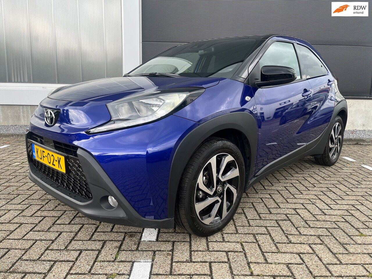 Toyota Aygo X - 1.0 VVT-i MT play 1.0 VVT-i MT Play - AutoWereld.nl