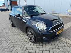 MINI 3-Deurs - 1.6 Cooper S Airco APK NAP