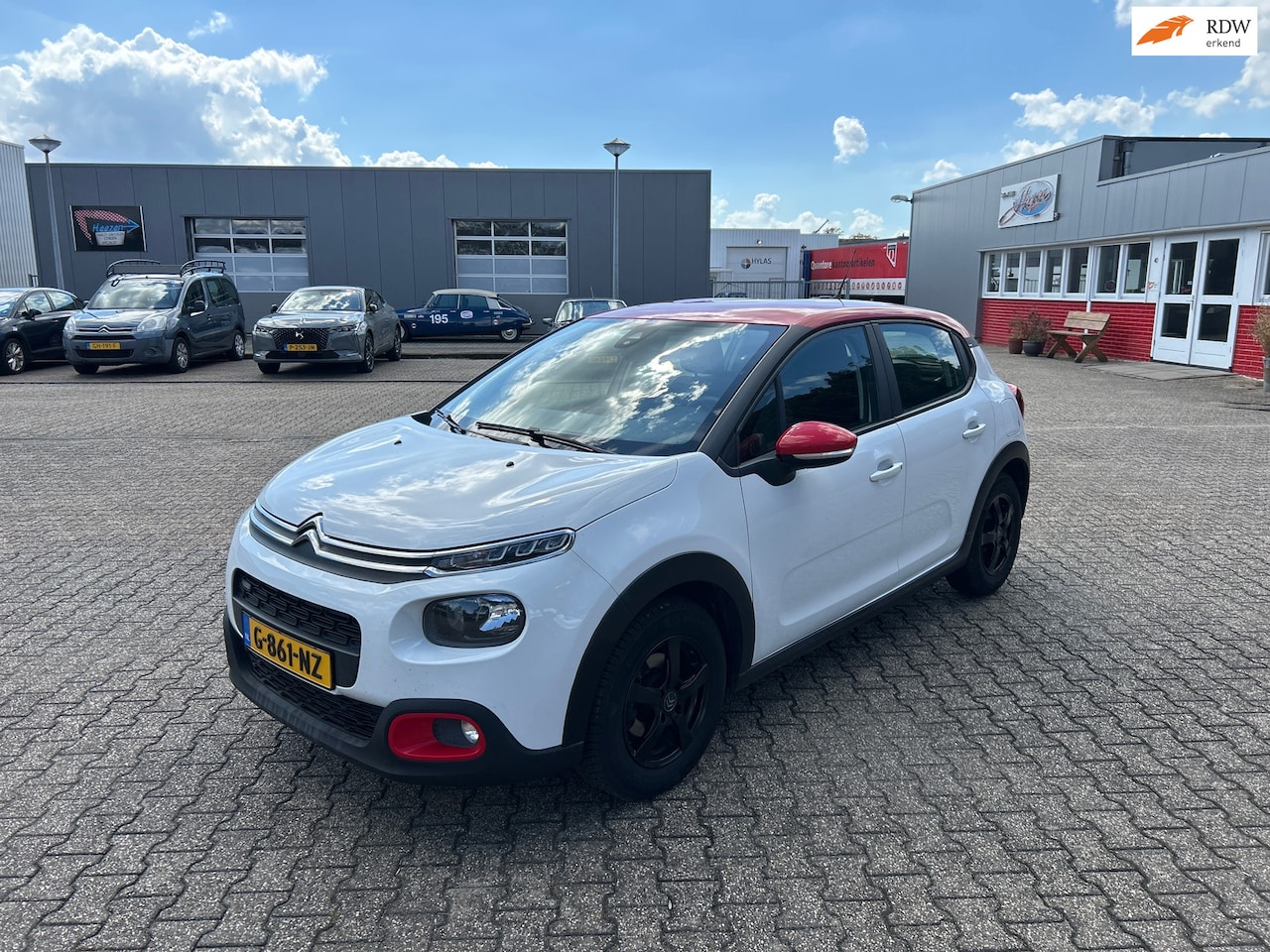 Citroën C3 - 1.2 PureTech Live LM velgen - AutoWereld.nl