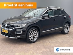 Volkswagen T-Roc - 1.5 TSI Sport Business R Camera | Elec achterklep | Stoelverwarming | Climate | Trekhaak |