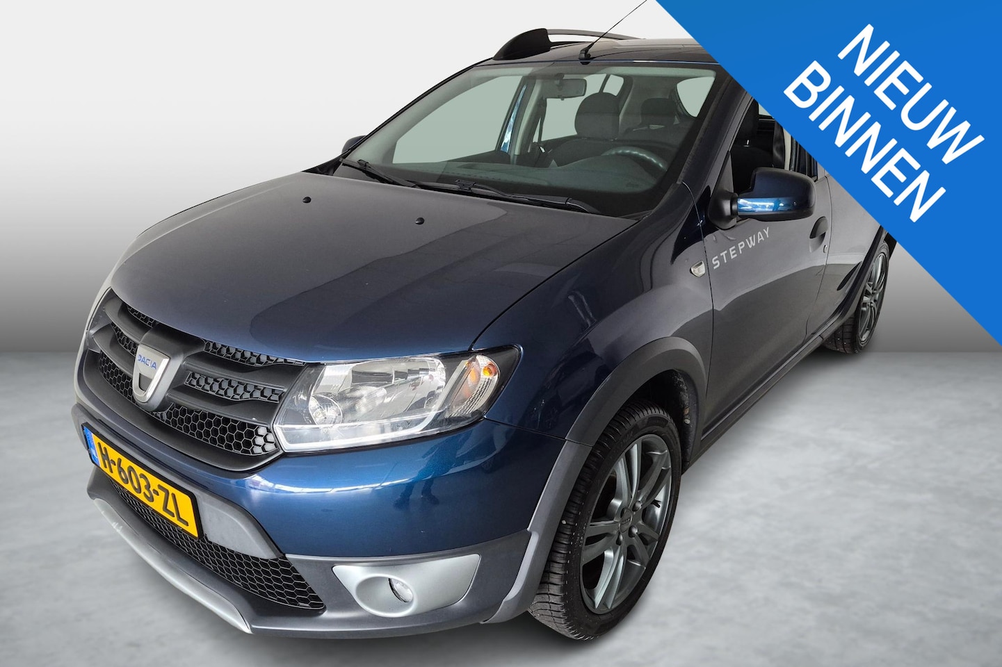 Dacia Sandero Stepway - 0.9 TCe Lauréate - AutoWereld.nl