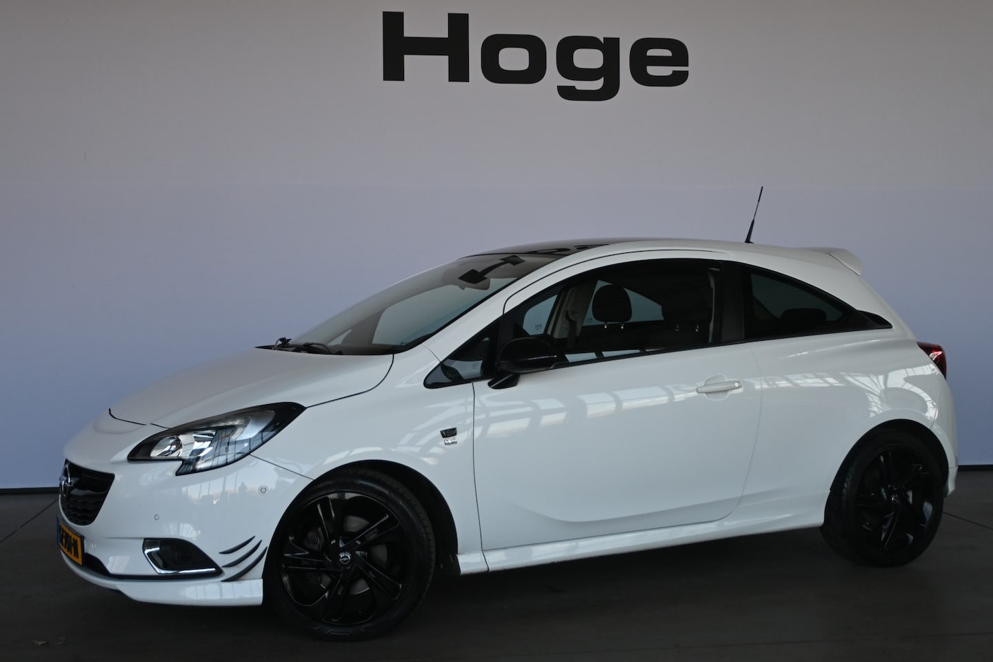Opel Corsa - 1.0 Turbo Color Edition OPC Line Airco Cruise Control LED Rijklaarprijs! Inruil Mogelijk! - AutoWereld.nl