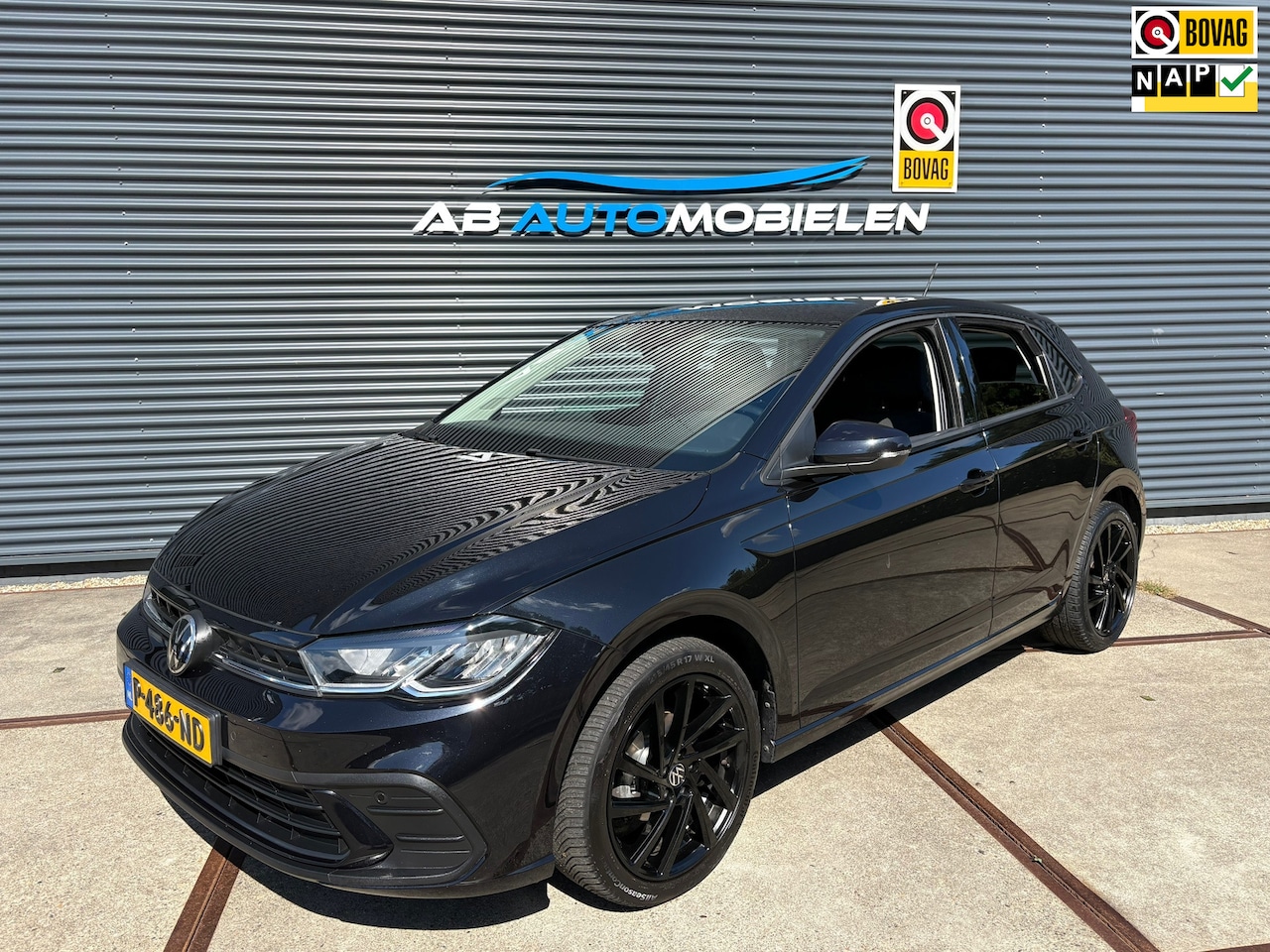 Volkswagen Polo - 1.0 TSI Life AUTOMAAT/ CARPLAY/ PARKEERSENSOREN - AutoWereld.nl