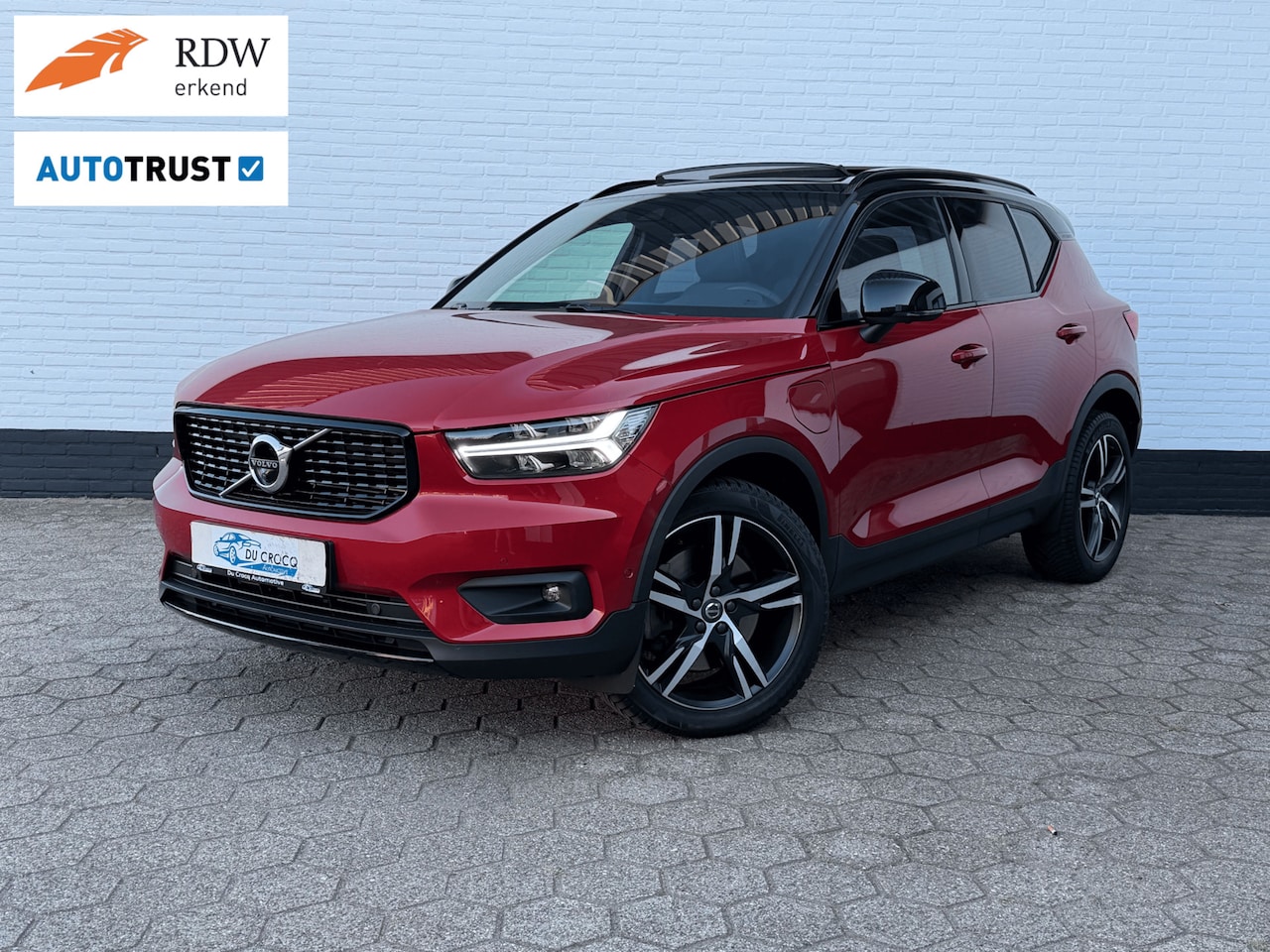 Volvo XC40 - Recharge R-Design PANODAK l TREKHAAK l ACC l BLIS! - AutoWereld.nl