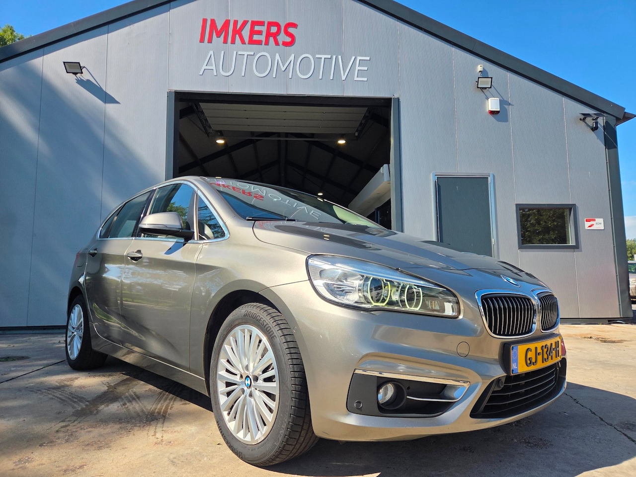 BMW 2-serie Active Tourer - 220i Luxury FULL OPTION - AutoWereld.nl