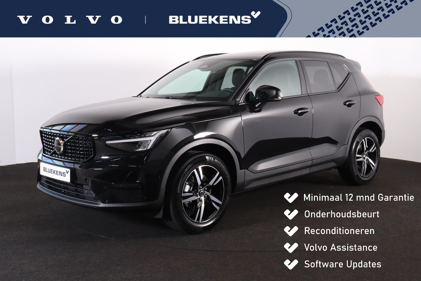 Volvo XC40 - B4 Plus Dark - Panorama/schuifdak - IntelliSafe Assist & Surround - Harman/Kardon audio - - AutoWereld.nl