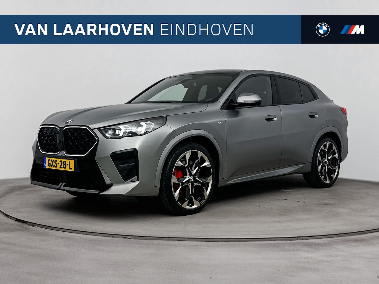 BMW X2 - sDrive20i M Sport Automaat / Panoramadak / M Sportstoelen / Adaptieve LED / Head-Up / Park - AutoWereld.nl