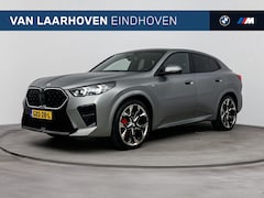 BMW X2 - sDrive20i M Sport Automaat / Panoramadak / M Sportstoelen / Adaptieve LED / Head-Up / Park