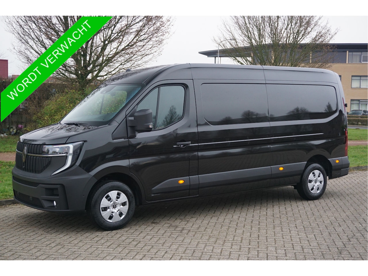 Renault Master E-Tech - T35 L3H2 Extra Long range 87 kWh AUT Airco, Navi, Leder, Betimmering, Trekhaak NR. T10 - AutoWereld.nl