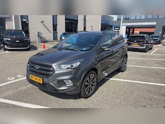 Ford Kuga - 1.5 EcoBoost ST Line | Trekhaak | Achteruitcamera | Winter Pack