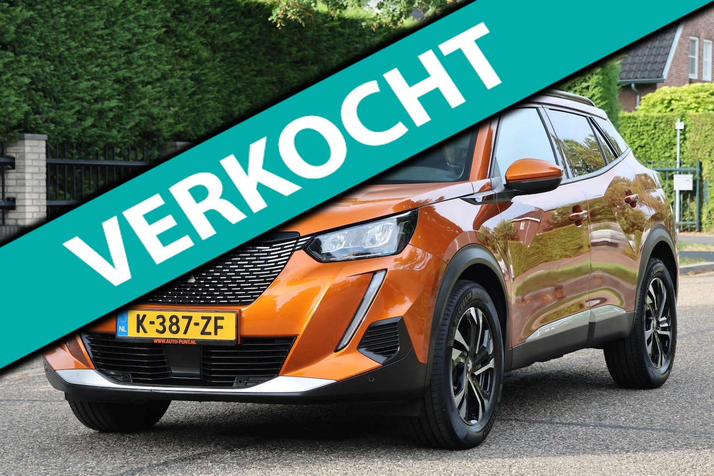 Peugeot 2008 - 1.2 PureTech Allure | AUTOMAAT | CARPLAY | CLIMA | CRUISE | 3D-COCKPIT | CAMERA | TREKHAAK - AutoWereld.nl