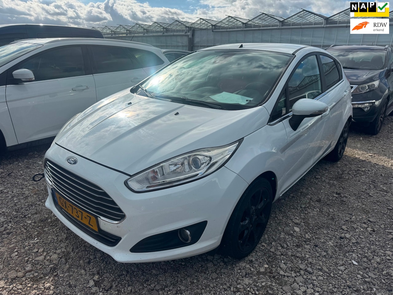 Ford Fiesta - | 2015 | 1.5 TDCi Titanium Lease | APK | Export en Handel - AutoWereld.nl