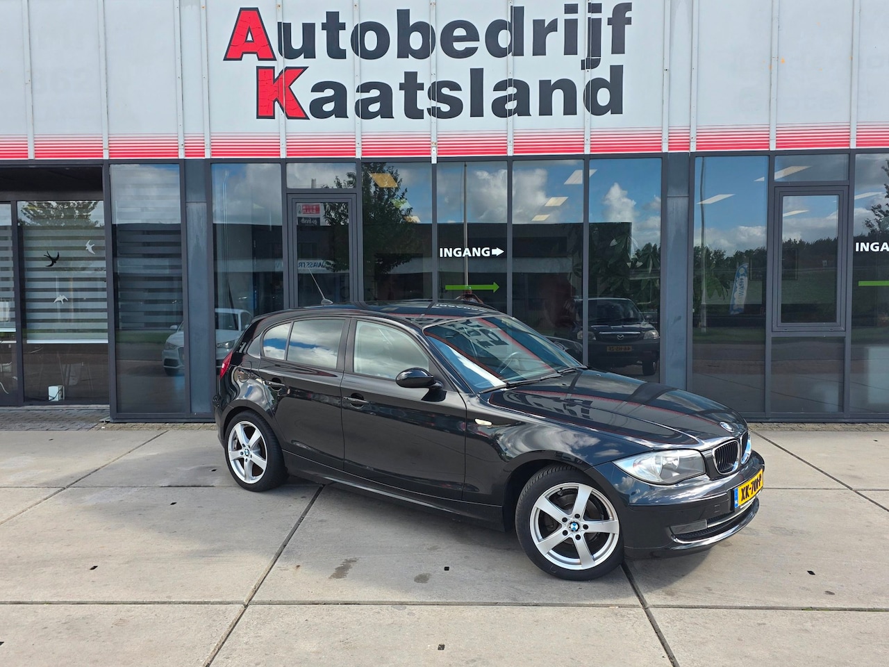 BMW 1-serie - 116i Introduction - Stoelverw - Airco - - AutoWereld.nl