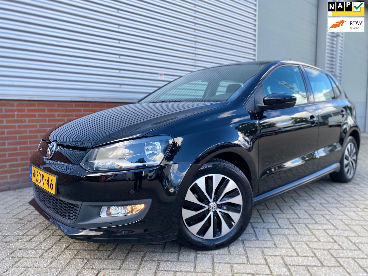 Volkswagen Polo - 1.4 TDI BlueMotion Airco Navi Dealeronderhouden - AutoWereld.nl