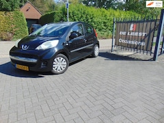 Peugeot 107 - 1.0-12V XR