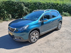 Peugeot 2008 - 1.2 PureTech Blue Lion Panoramadak trekhaak