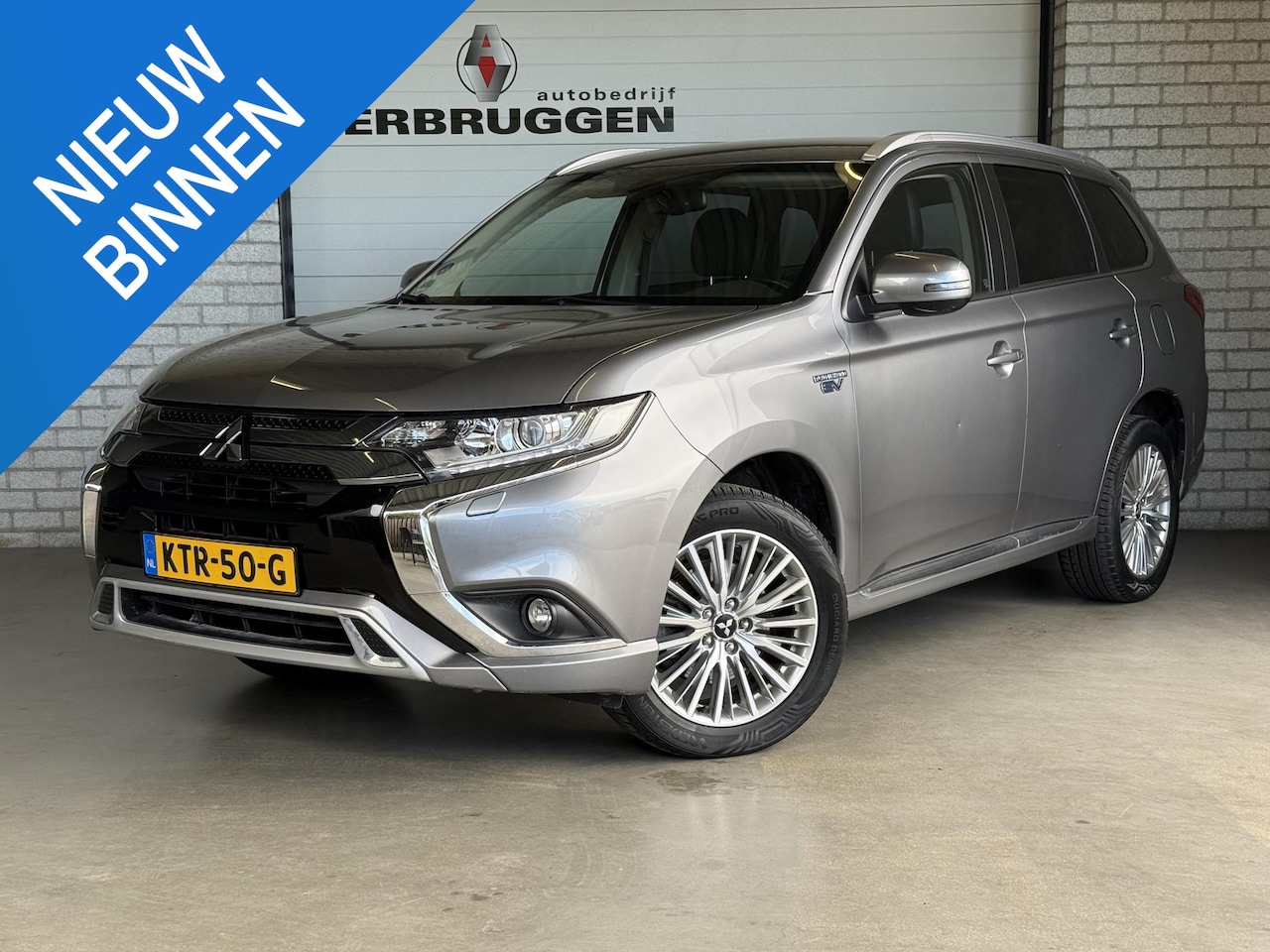 Mitsubishi Outlander - 2.4 PHEV Intense+ 2.4 PHEV Intense - AutoWereld.nl