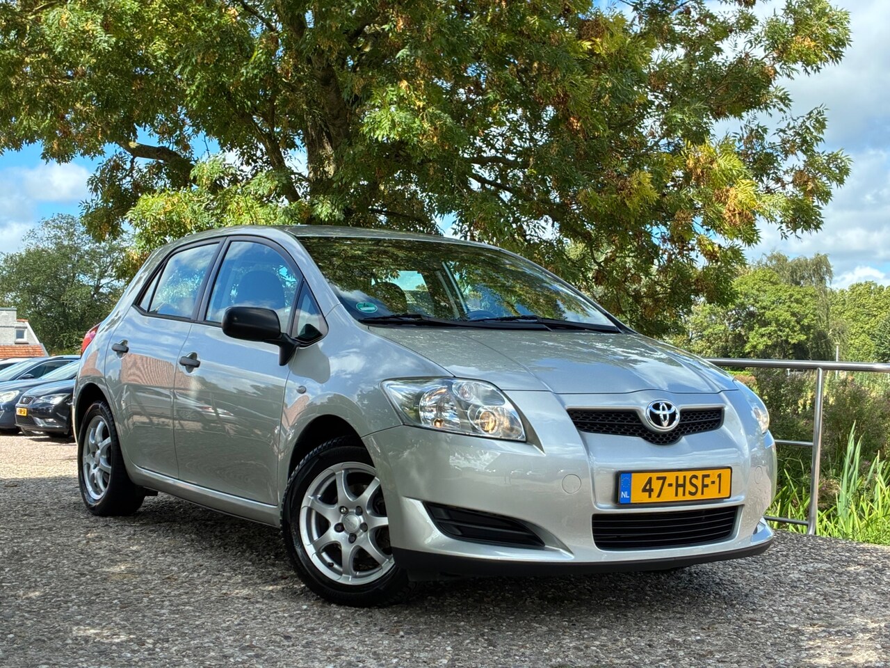 Toyota Auris - 1.6-16V Terra | met Airco + Cruise nu €3.975,-!! - AutoWereld.nl