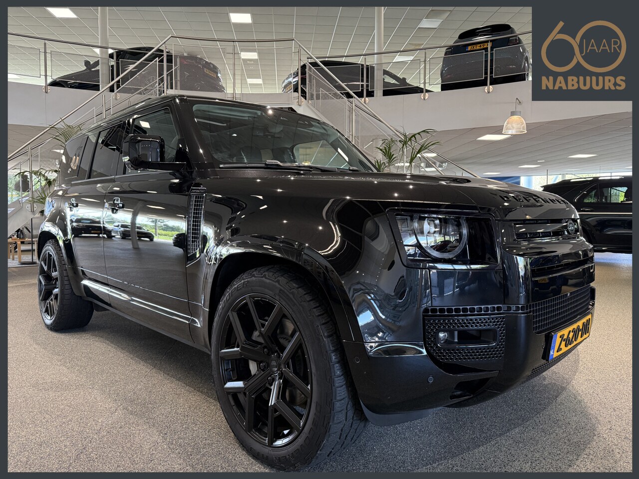Land Rover Defender 110 - 2.0 P400e XS Edition, URBAN 22inch, Fabrieksgarantie - AutoWereld.nl