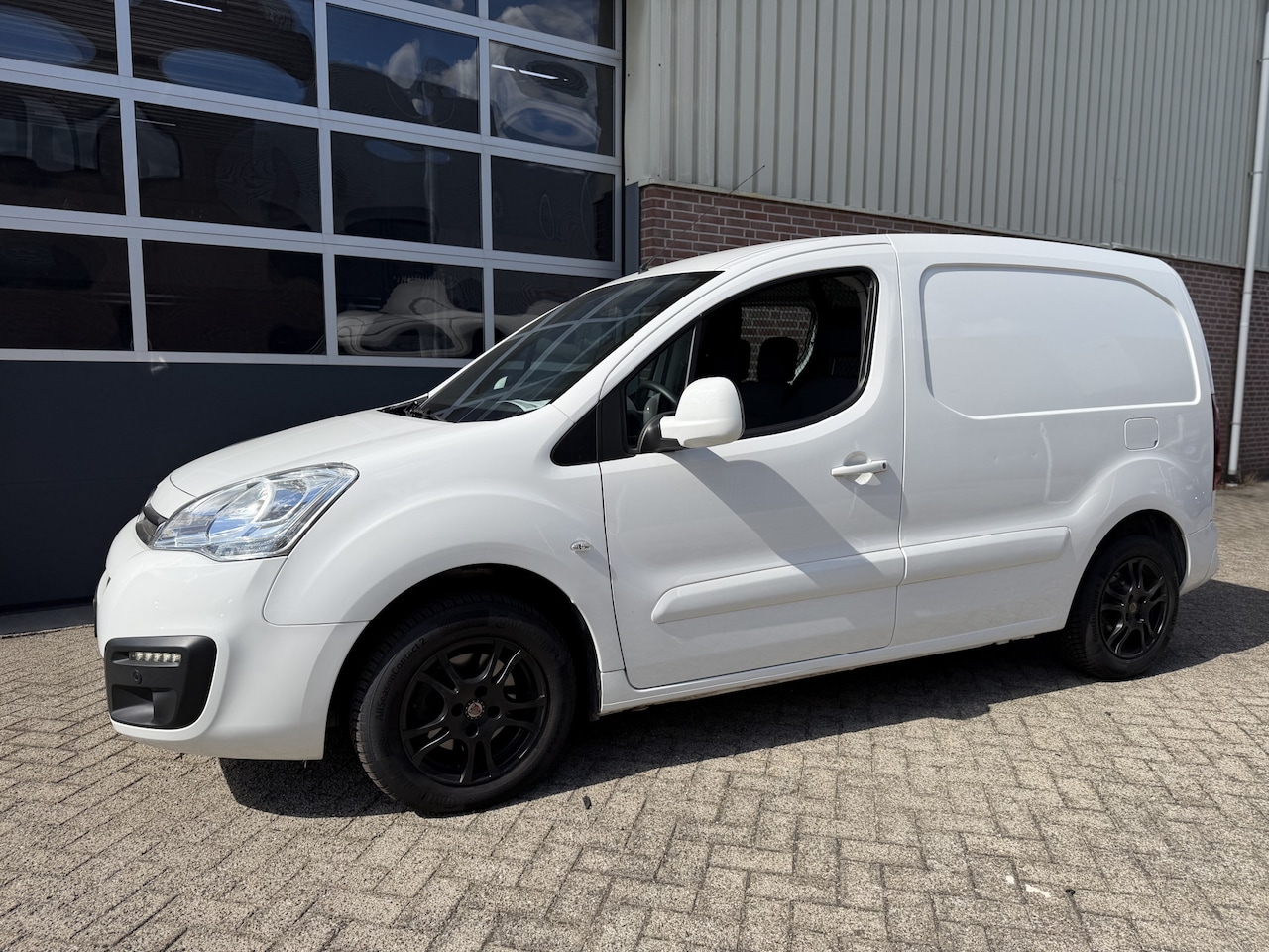 Citroën Berlingo - 1.6 VTi Benzine 500 Club Airco 8450 ex btw - AutoWereld.nl