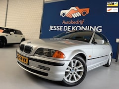 BMW 3-serie - 323i Executive Automaat / bj.2000 / 1e eigenaar / NAP met 174814 km./ APK 08/2027 / climat