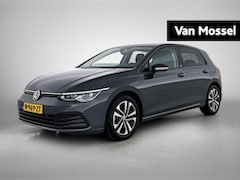 Volkswagen Golf - 1.0 eTSI Life | 110 PK | Automaat | Adaptieve Cruise Control | Trekhaak | Stoelverwarming