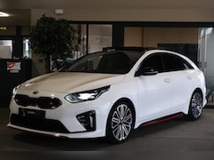 Kia Pro cee'd - ProCeed 1.6 T-GDI 204pk GT-Line Aut Pano Navi Cam