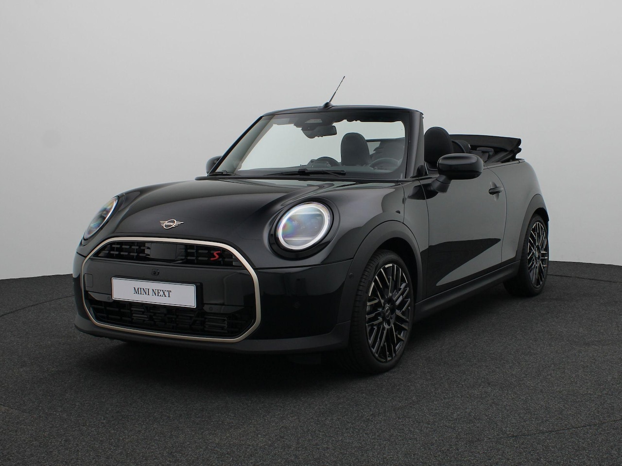 MINI Cabrio - 2.0 Cooper S Favoured + XL pakket - AutoWereld.nl