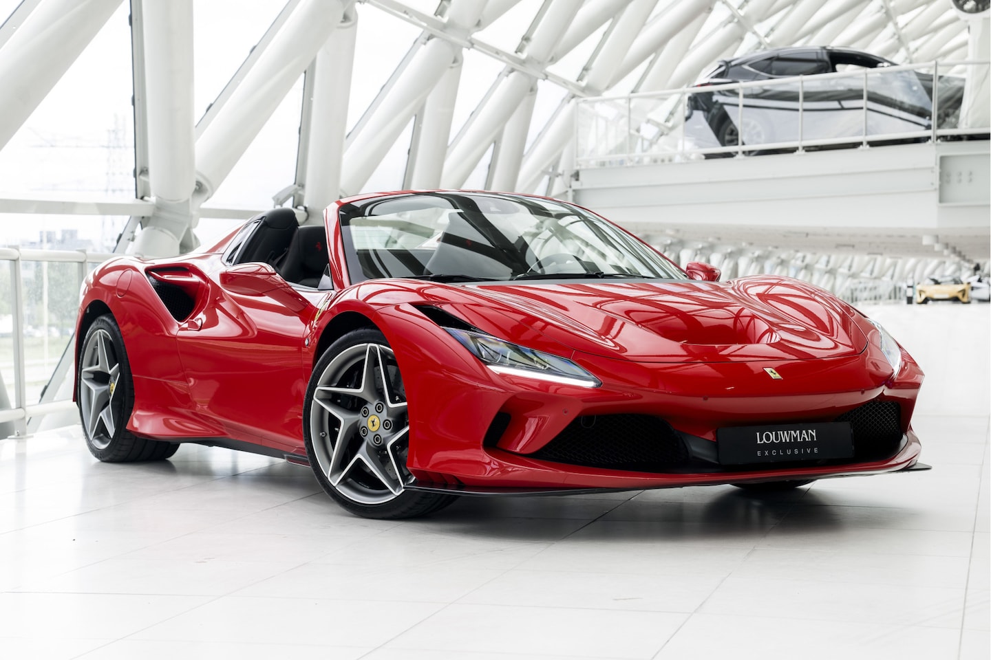 Ferrari F8 Spider - 3.9 V8 | Passenger | Lift | Apple Carplay | Daytona Racing Seats - AutoWereld.nl