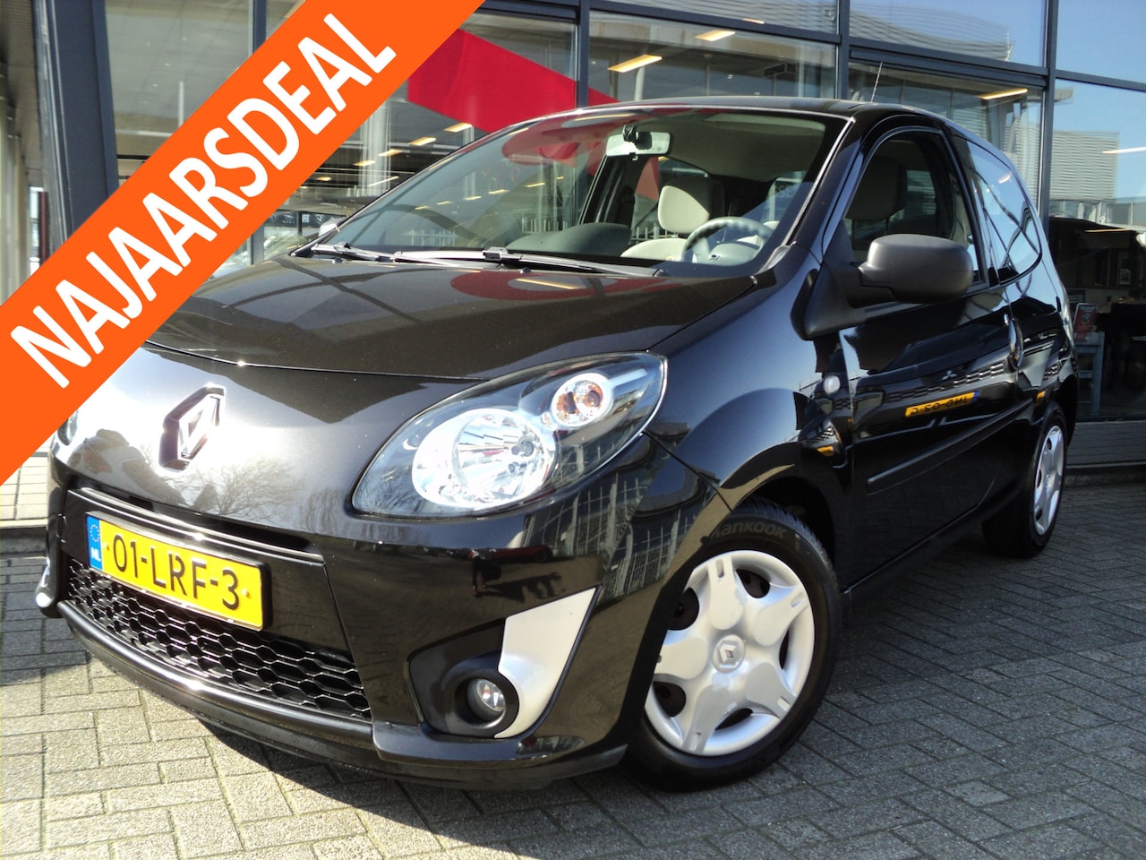 Renault Twingo - 1.2-16V Authentique "READY TO DRIVE" - AutoWereld.nl