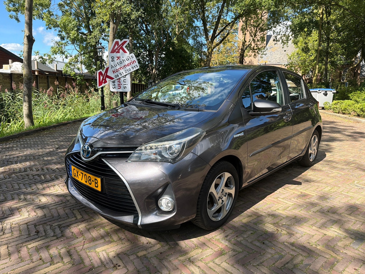 Toyota Yaris - 1.5 Hybrid Lease navi/trekhaak. Wij zijn altijd de goedkoopste met de beste Vakgarage BOVA - AutoWereld.nl