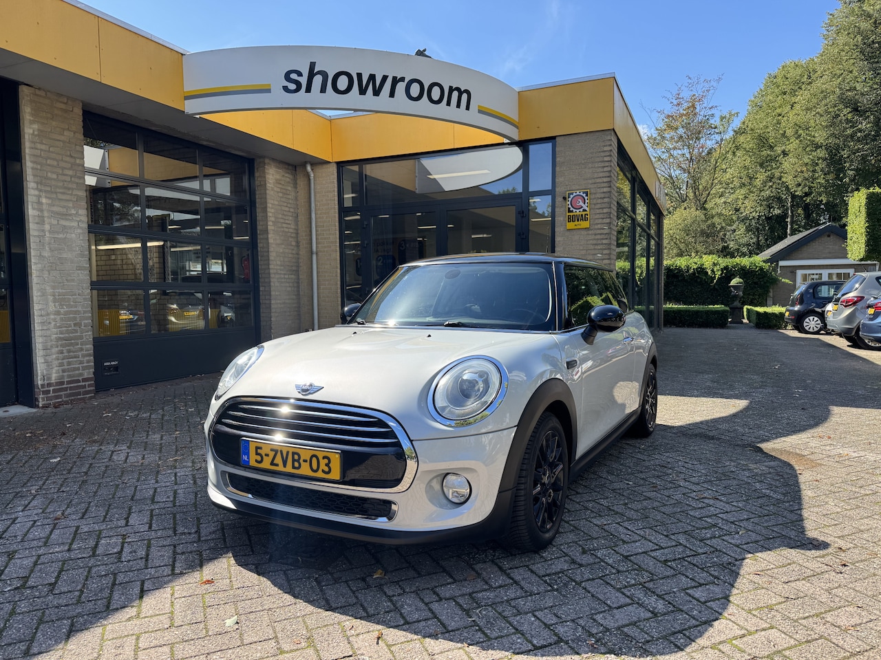 MINI 3-Deurs - 1.5 Cooper First Born Edition Climate Control Navi Led - AutoWereld.nl
