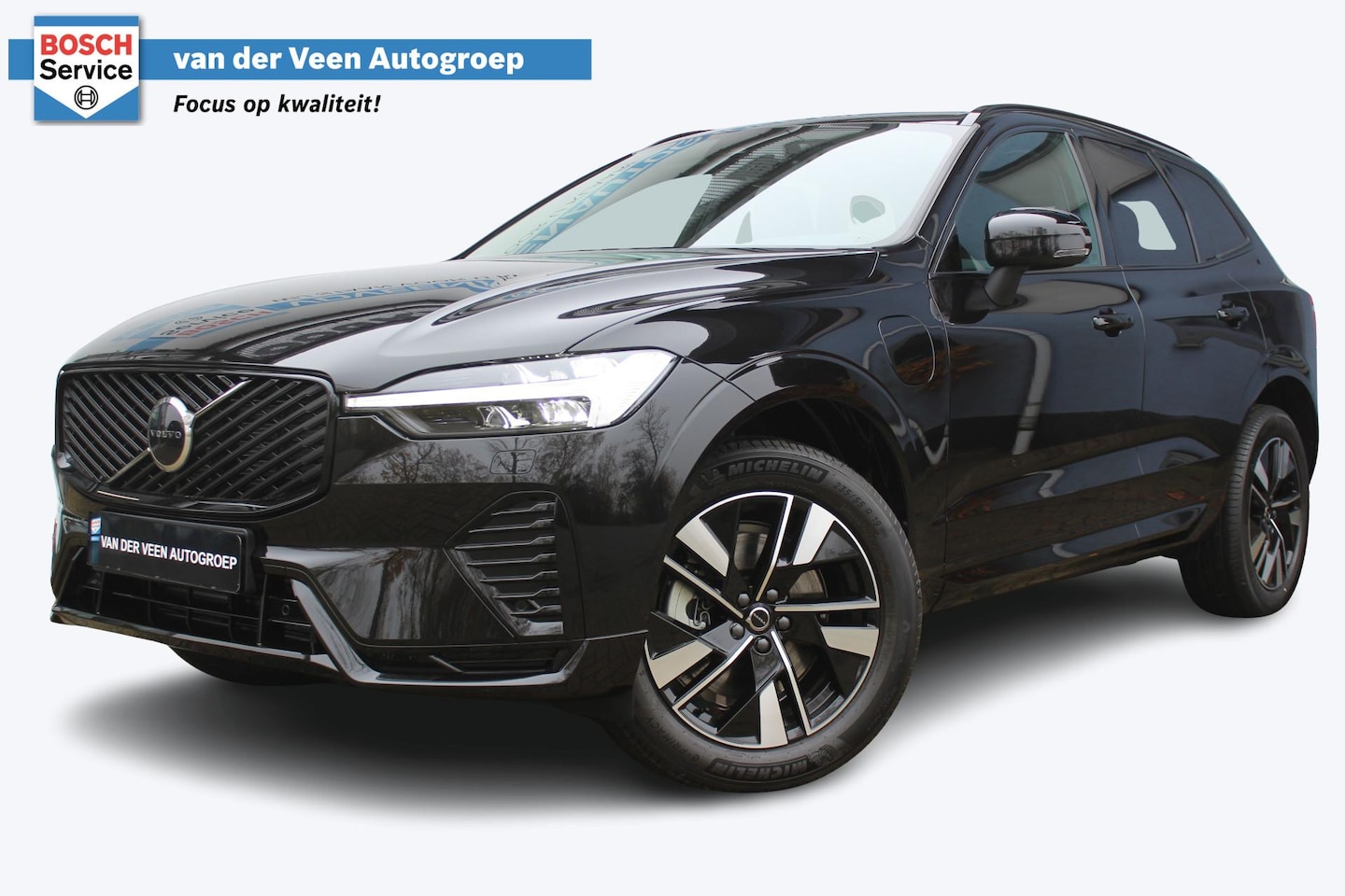 Volvo XC60 - 2.0 T6 Plug-in hybrid AWD Plus Dark | Facelift model | Keyless entry/start | Achteruitrijc - AutoWereld.nl