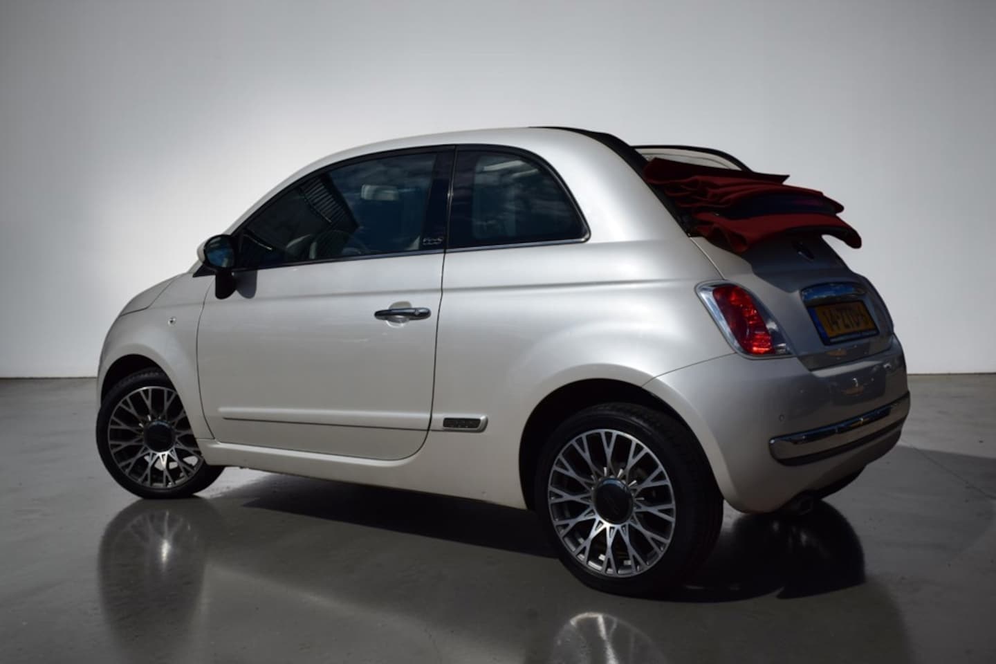 Fiat 500 C - 0.9 TwinAir Lounge 0.9 TwinAir Lounge, Cabrio, Airco, NAP, Lichtmetalen velgen, Half lederen bekleding