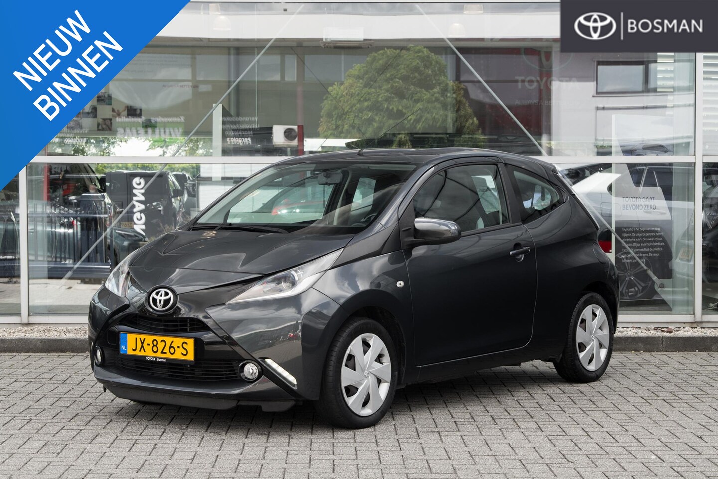Toyota Aygo - 1.0 VVT-i x-play 1.0 VVT-i x-play - AutoWereld.nl