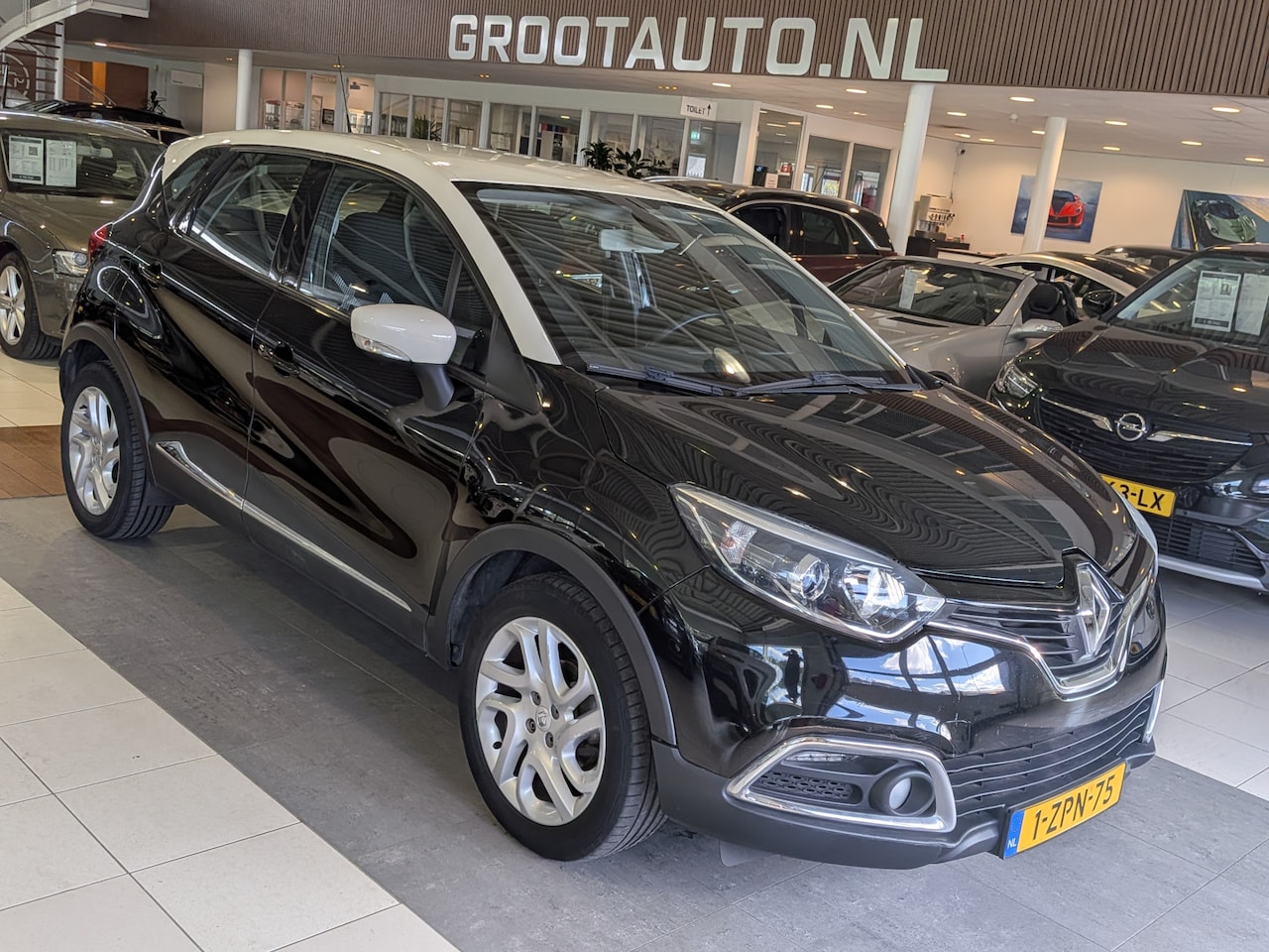 Renault Captur - 0.9 TCe Dynamique Start/Stop Systeem, Airco, Cruise Control - AutoWereld.nl