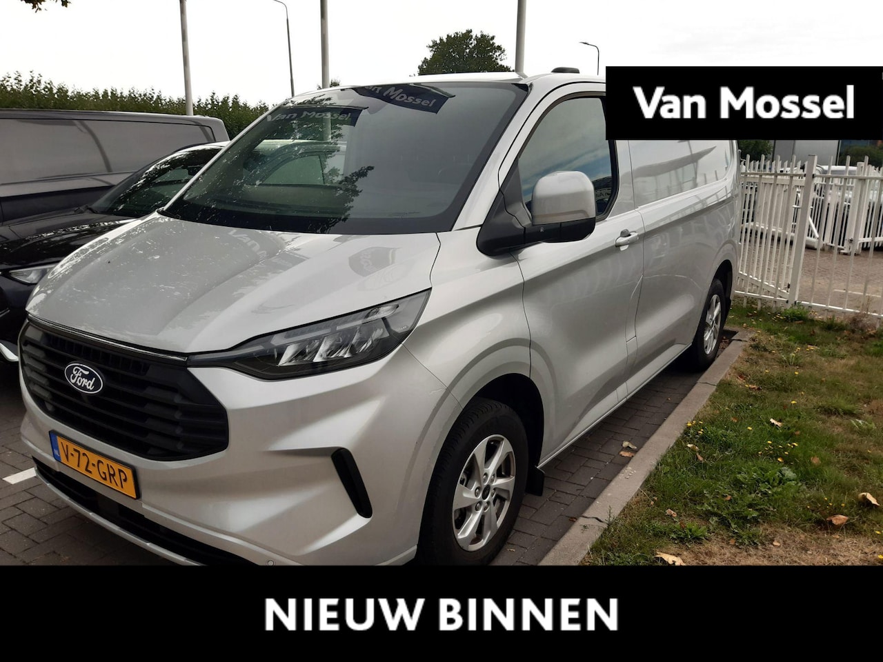 Ford Transit Custom - 280 2.0 TDCI L1H1 Limited | 5 jaar Fabrieksgarantie! | Trekhaak | LED | Keyless | Stoelver - AutoWereld.nl