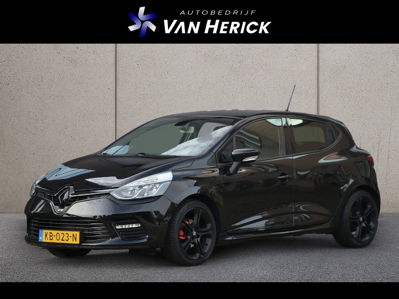 Renault Clio - 1.2 GT 120PK Automaat | Navigatie | Stoelverwarming | Parkeersensoren - AutoWereld.nl