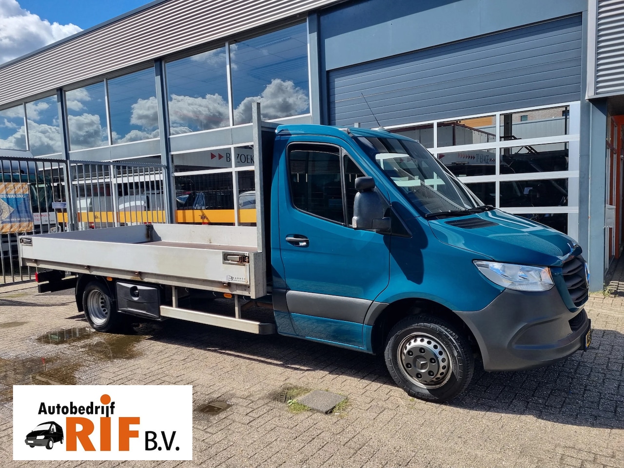 Mercedes-Benz Sprinter - 516 CDI Open laadbak 4.26m GVW 5000kg Euro 6D - AutoWereld.nl