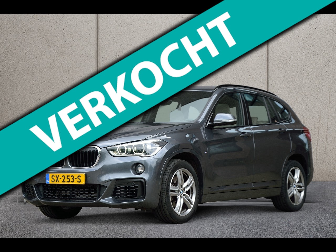 BMW X1 - SDrive20i High Executive 192PK | M-Sport | Panoramadak | Leder - AutoWereld.nl