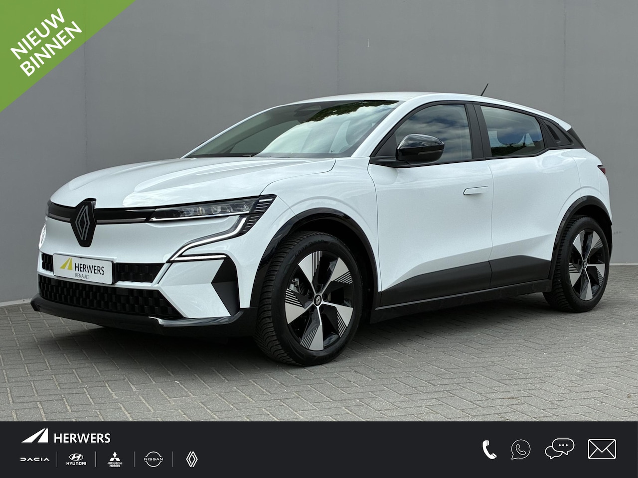 Renault Mégane E-Tech - EV40 Boost Charge Equilibre / SOH 93,25% / All Season Banden / Navigatie via Apple Carplay - AutoWereld.nl
