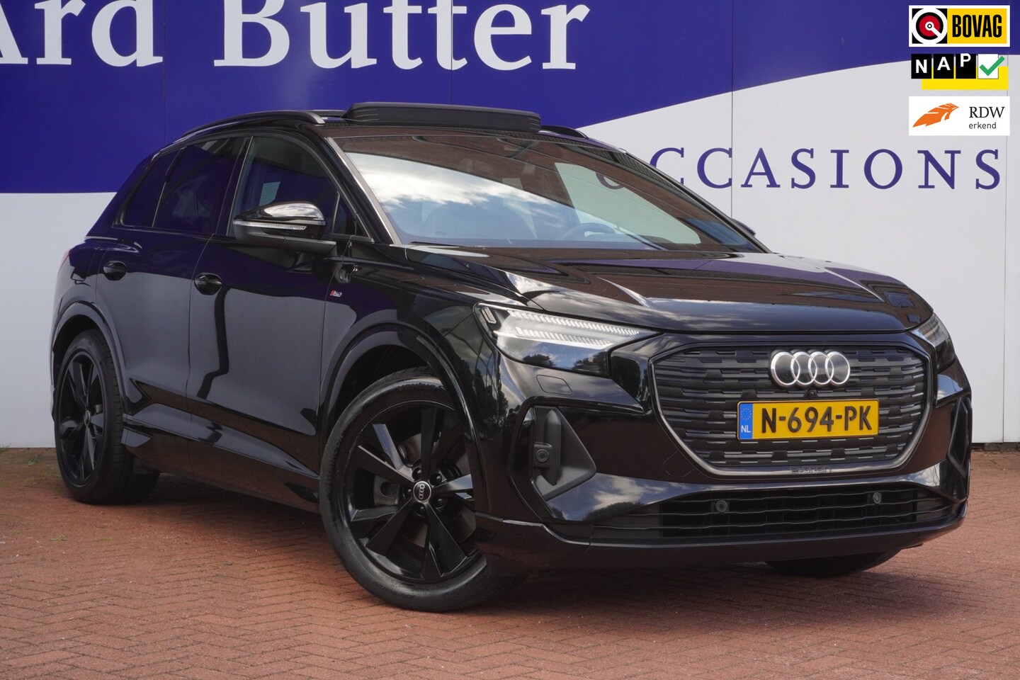 Audi Q4 e-tron - 40 Launch edition S Competition 77 kWh+Led+Leder+Pano-dak+Navigatie+Camera+stoel-verw = DE - AutoWereld.nl