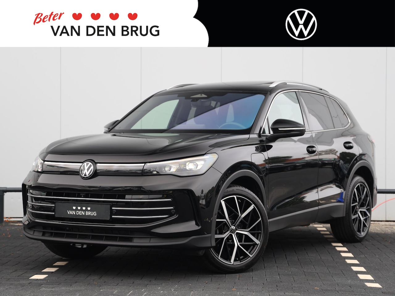 Volkswagen Tiguan - 1.5 eHybrid Elegance 204pk DSG | Trekhaak | LED Matrix | Panoramadak | 360 Camera | Naviga - AutoWereld.nl